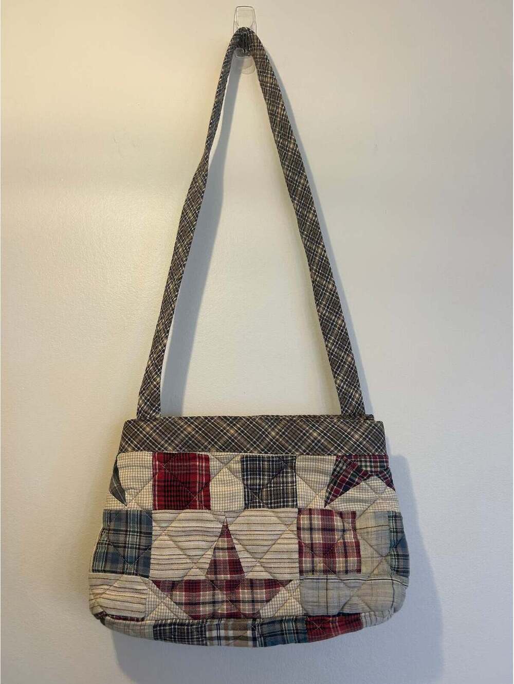 Quilted Star Shoulder Purse